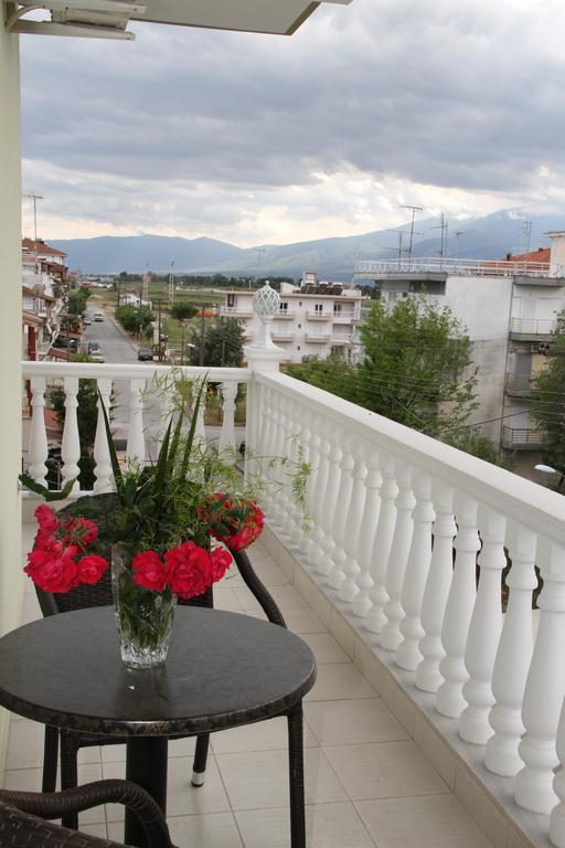 Viktoria Hotel Paralía الغرفة الصورة